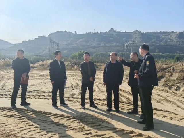 微信图片_2025-10-31_163524_330_副本.jpg